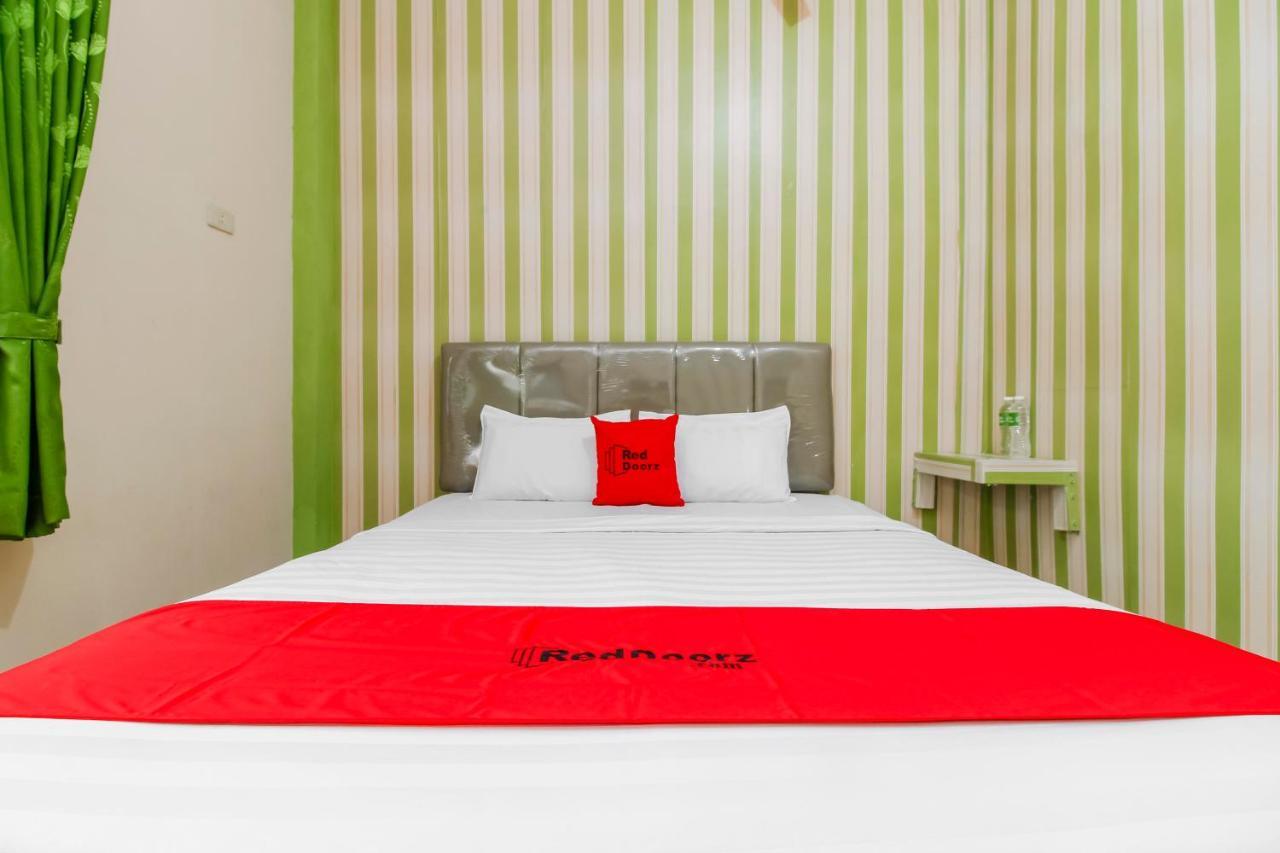Oyo 2186 Esbe Hotel Syariah Tanjung Pandan Exterior foto