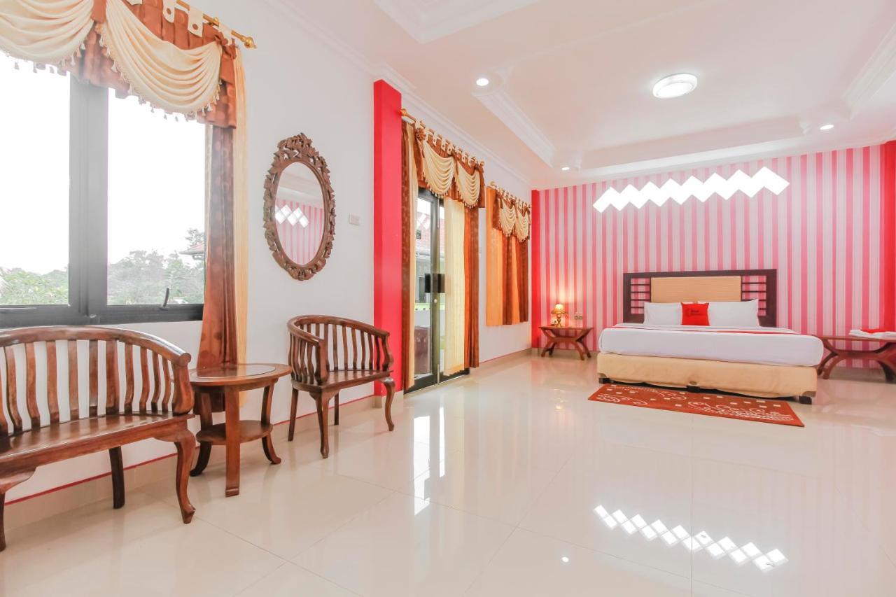 Oyo 2186 Esbe Hotel Syariah Tanjung Pandan Exterior foto